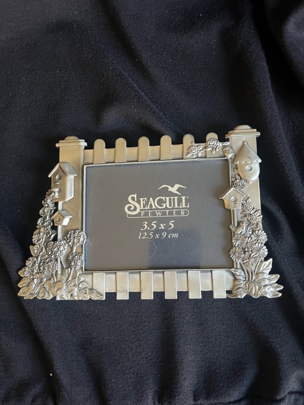 Vintage Seagull Pewter Frame - like new!